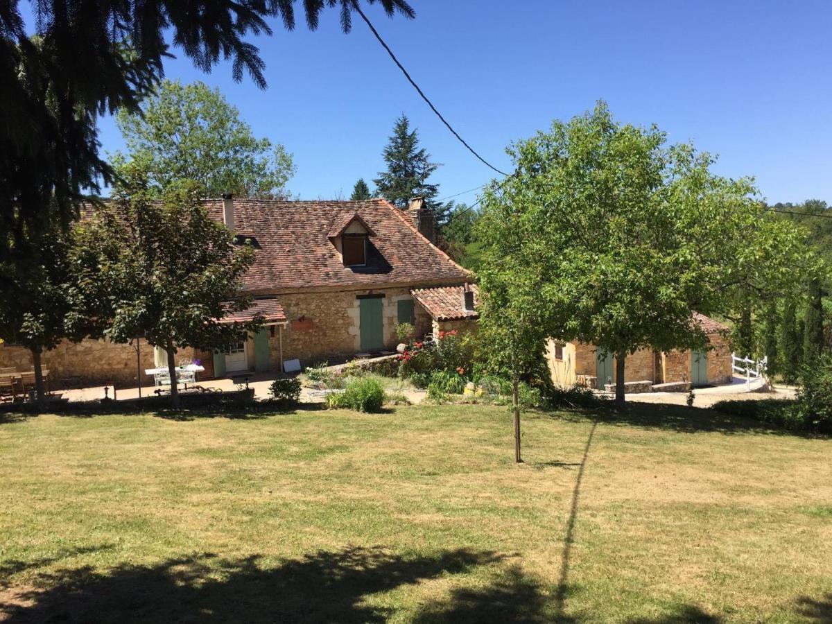 Bed and Breakfast Les Rocailles De La Reine Lamonzie-Montastruc Exterior foto